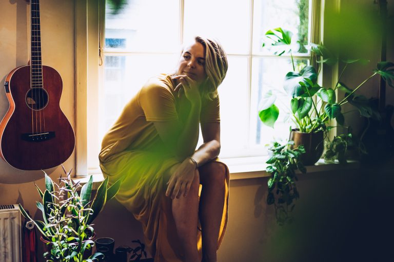 Sarah Blake charts a course to chase the summer Sarah Blake