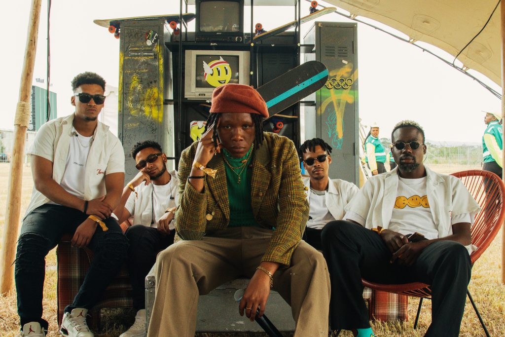 LUUKHANYO and The Hii ROLLERS